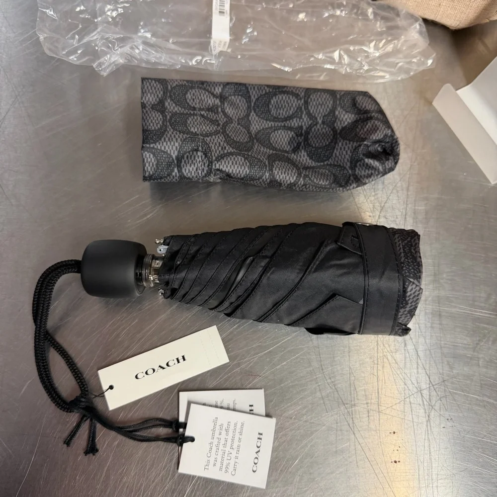 Coach Mini Black and Gray Umbrella with UV protection / CZ197 - Picture 7 of 9